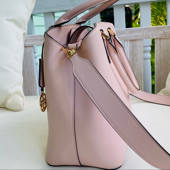 Tory Burch Robinson Medium Triple Compartment Tote - Picture 13 of 16